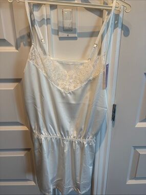 Hanky Panky Ivory Satin romper